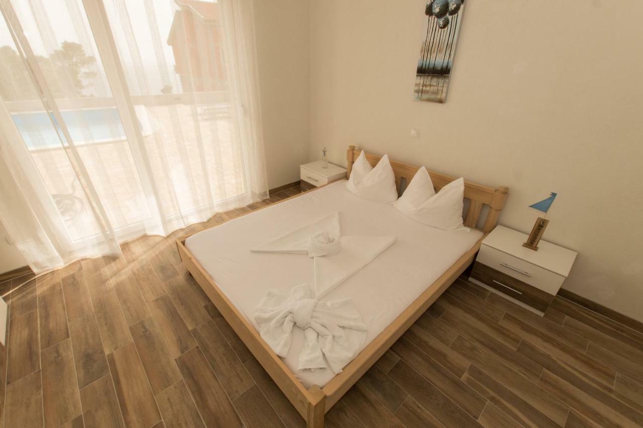 Apartments Matanovi Dvori Makarska Exterior foto